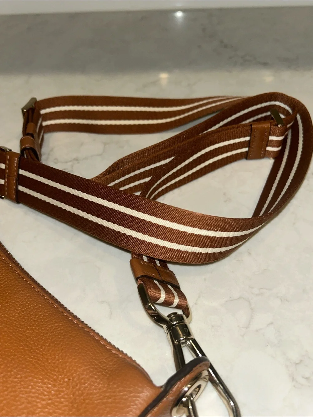Kate Spade New York Rosie Small Crossbody bag brown/tan pebbled leather